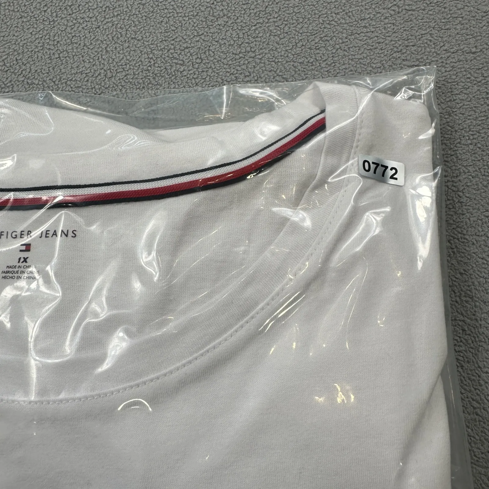 Hilfiger Jeans Shirt 1X Womens White Short Sleeve Logo Graphic Tee Shirt Vintage - Image 7