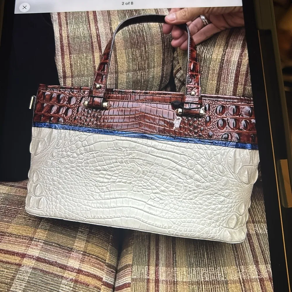 Brahmin purse beautiful - Image 2