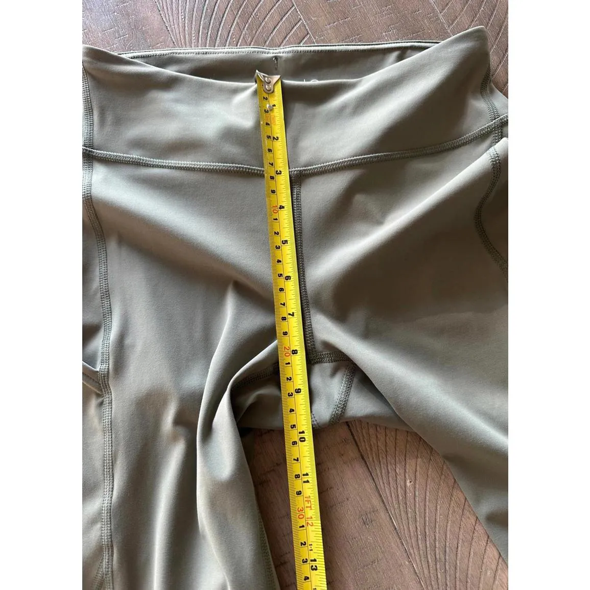 Outdoor Voices Zoom 7/8 Leggings in Tea Tree Green w/ Pockets Women’s size Small - Image 12