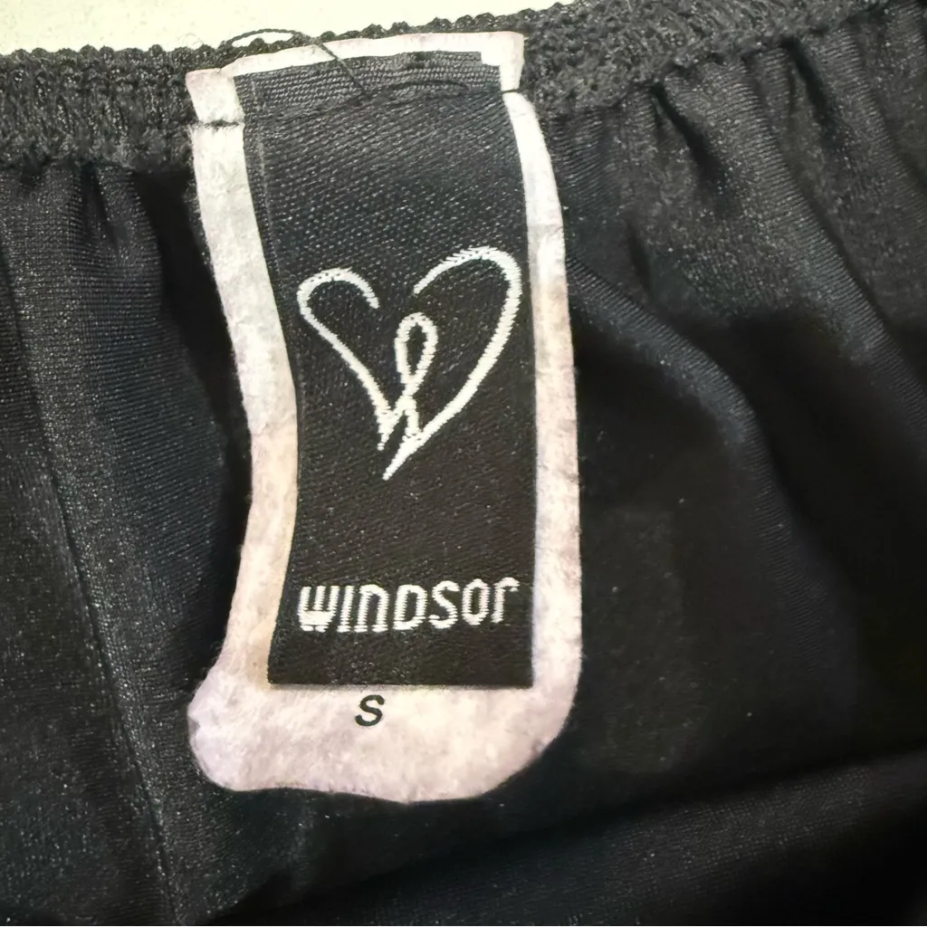 Windsor Gleam And Glow Rhinestone Bustier Top Women’s Small Black Cropped Satin - Image 9