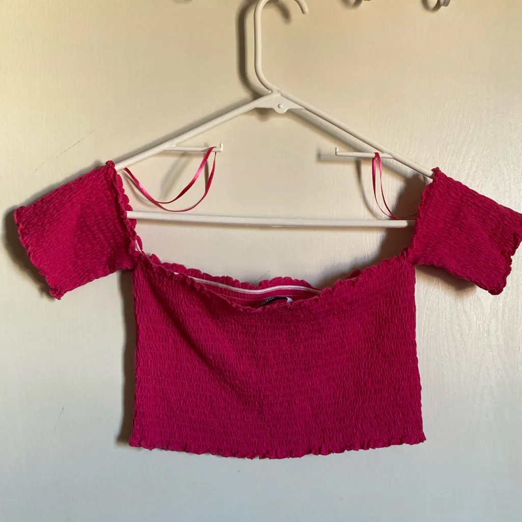 Zara Trafulac Hot Pink Barbiecore Smocked Off Shoulder Cropped Tube Top - Image 6