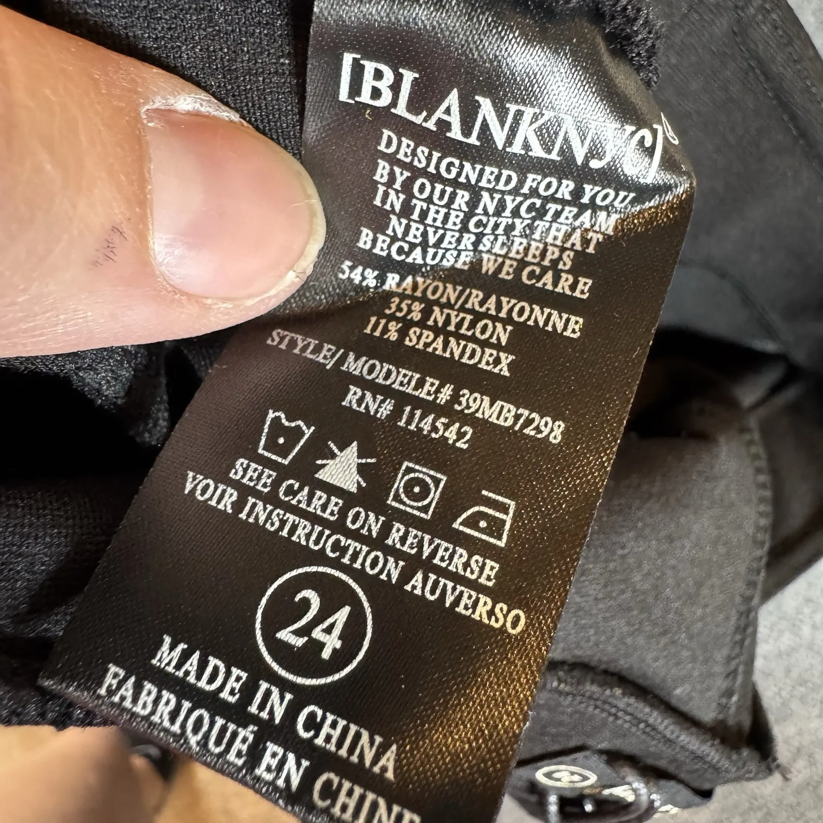 NWT BlankNYC Women's Black Skinny Pants Size 24 Stretch Mid Rise New - Image 6