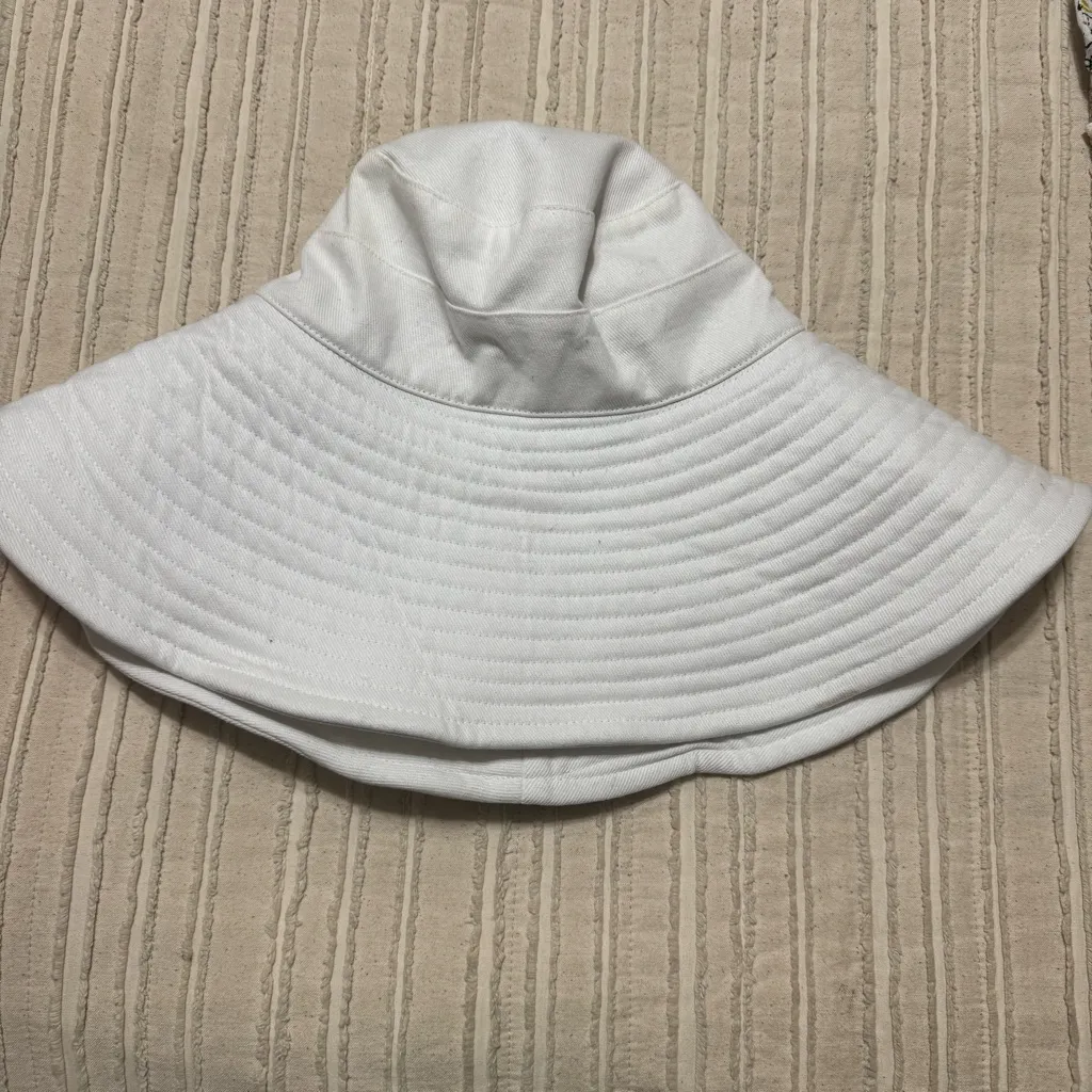 NWT Coolibar Women's Beach Hat White Brittany - Image 3