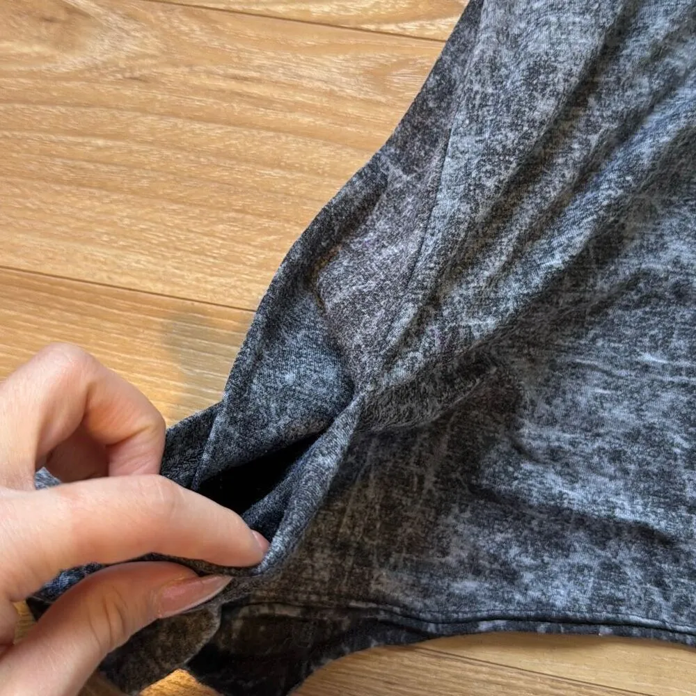 Romeo and Juliet Couture Tank Top Size Small - Image 4