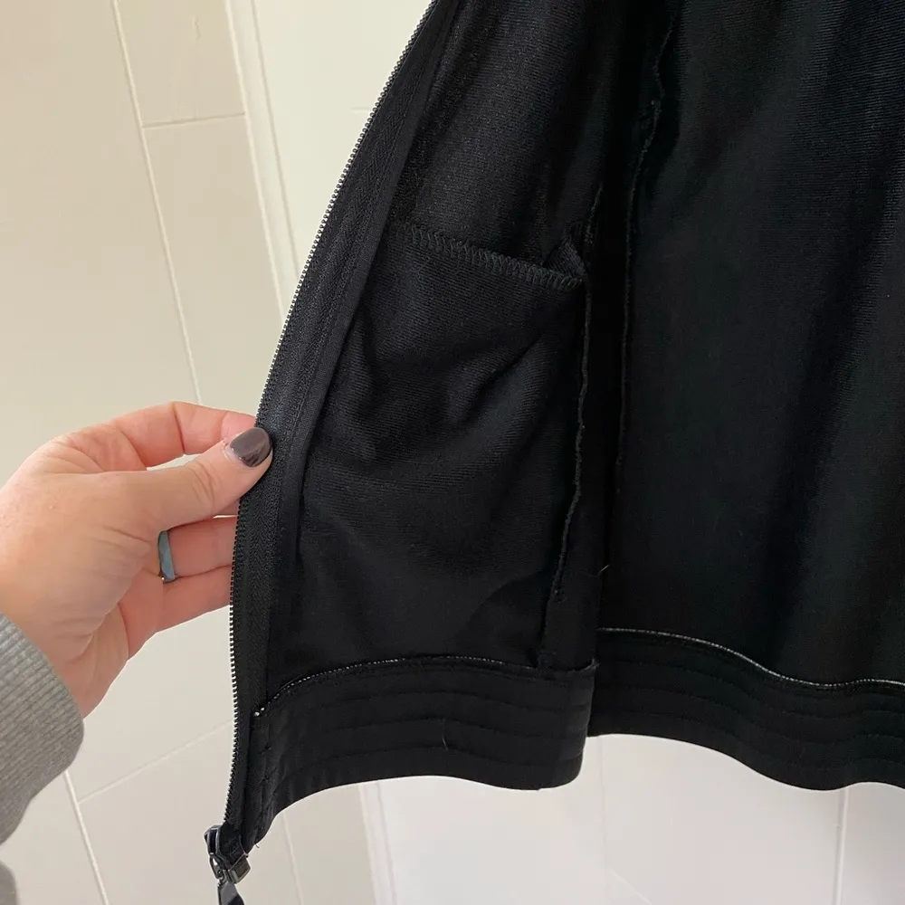 Adidas Black W/ White Stripe Full Zip Track Jacket ~ Activewear~ Size Small - Image 7