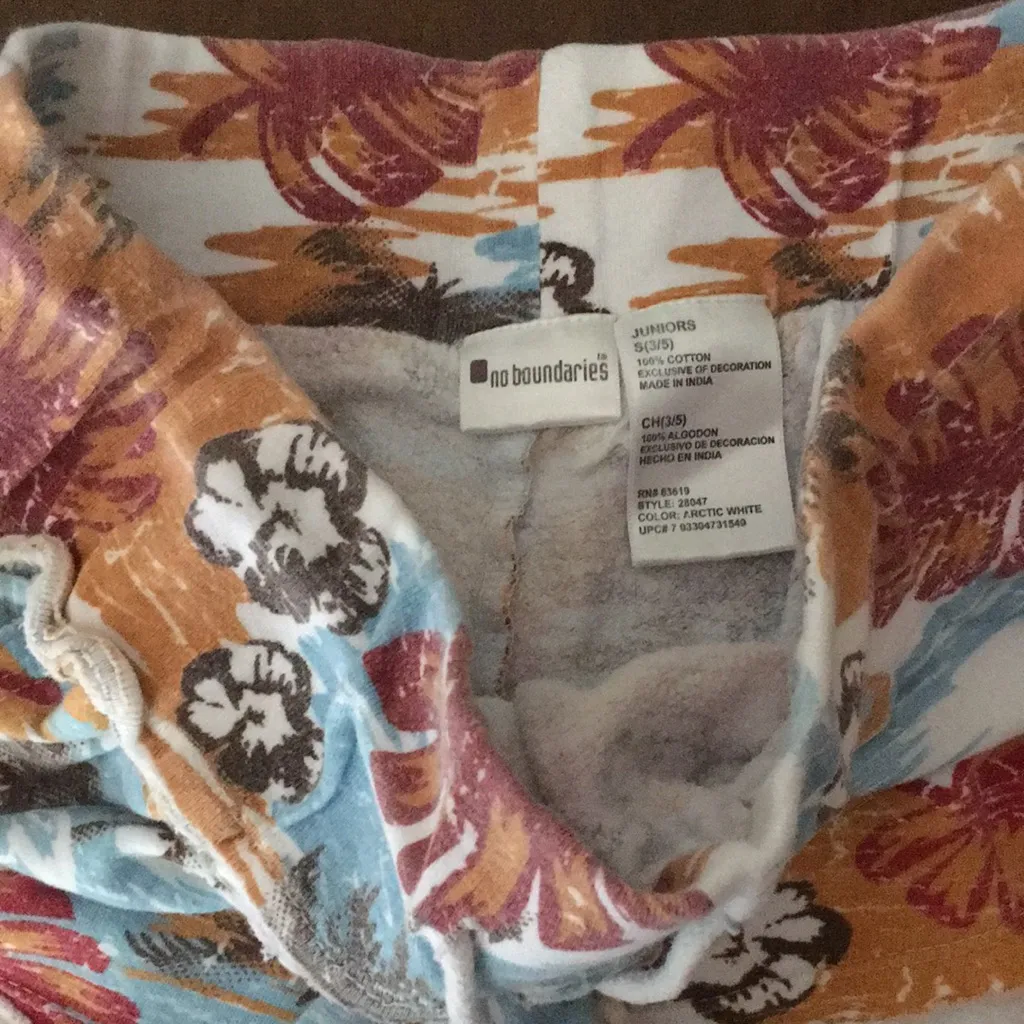 Juniors Tropical Hawaiian Print Booty Shorts Elastic Waist Stretchy Size Small Blue - Image 4