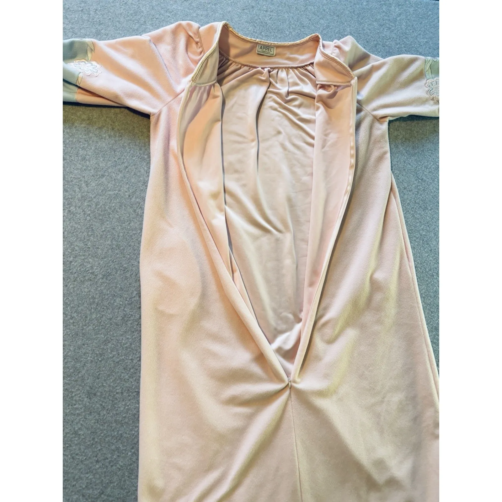 Vintage Appel Robe House Coat Women's Pink Pockets Fleece‎ Embroidered Floral Size L - Image 7