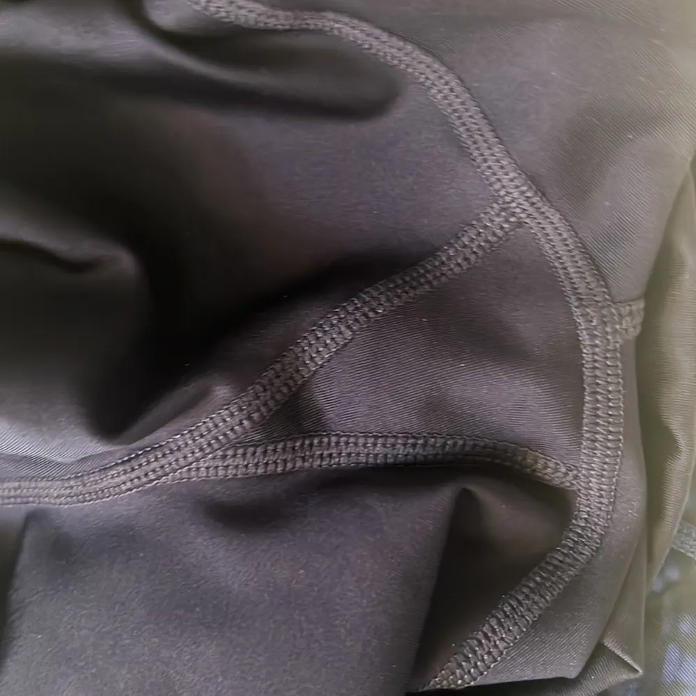 Athleta  Reversible Westchester leggings - Image 9