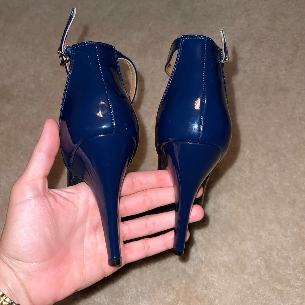 Elegant Black High Heel Sandals Blue Size 10 - Image 5