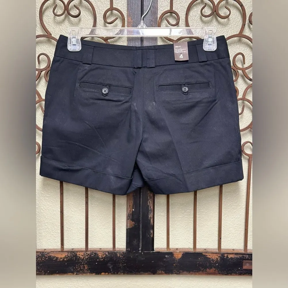 Outback Red low rise drew fit black cuffed hem shorts - Image 2