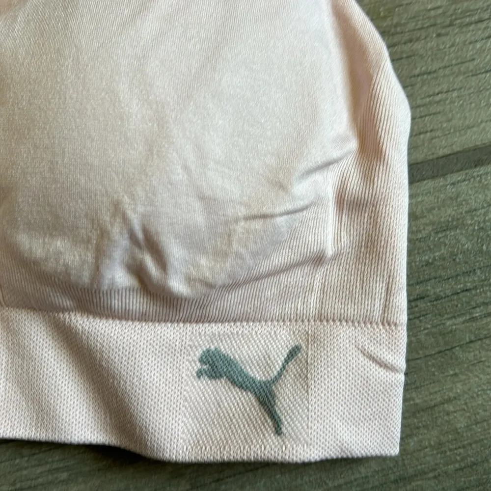 Puma pink sports bra - Image 2