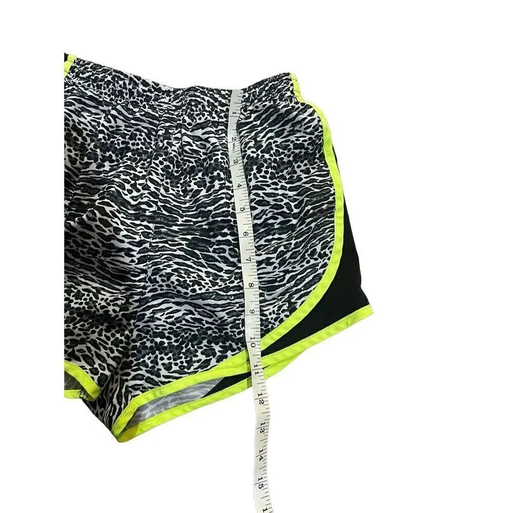 Nike Dri fit Leopard animal print Running activewear Shorts sz XS - Image 8