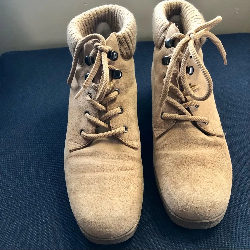 Vintage 90s y2K  Ankle Booties Sweater Lace Up Suede Beige Boots sz 6 - Image 9