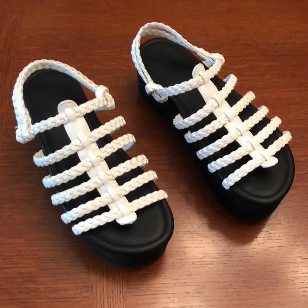 Urban Outfitters Platform Fisherman’s Sandals - Image 11