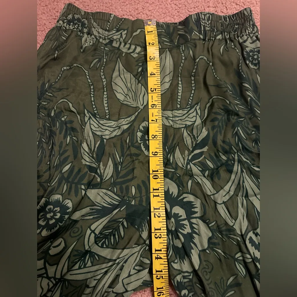 NWT FARM RIO X ANTHROPOLOGIE Satin Printed Pants Size S boho beach tropical - Image 6