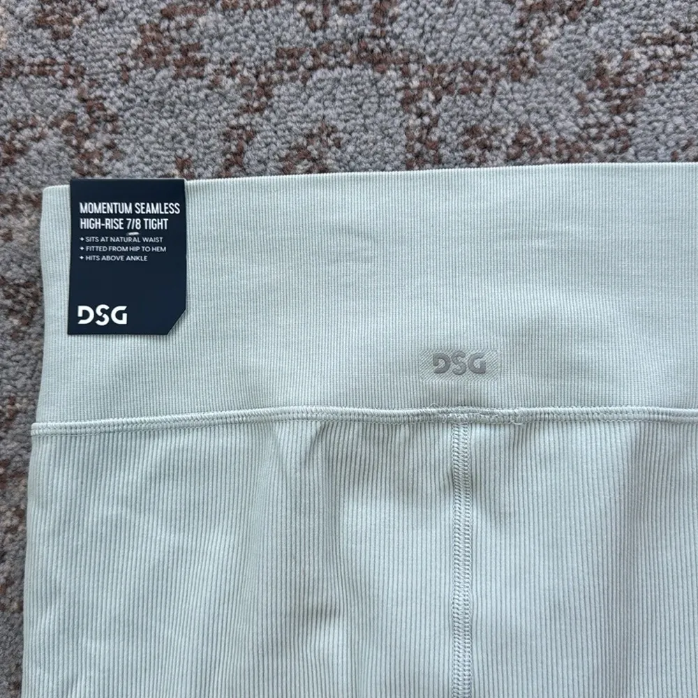 DSG Momentum High Rise Seamless Leggings Pale Seaglass Large Green - Image 6