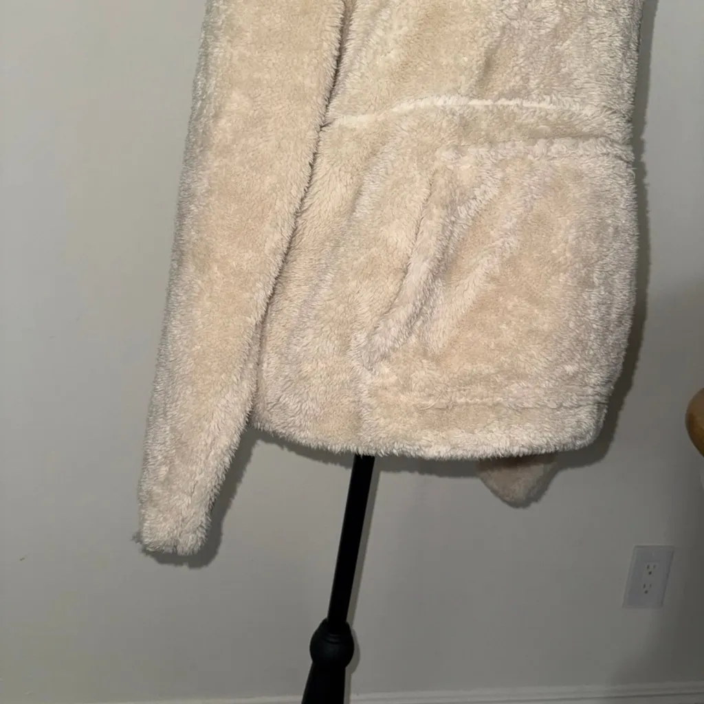 Reebok Off-White Fleece Hoodie - Image 3