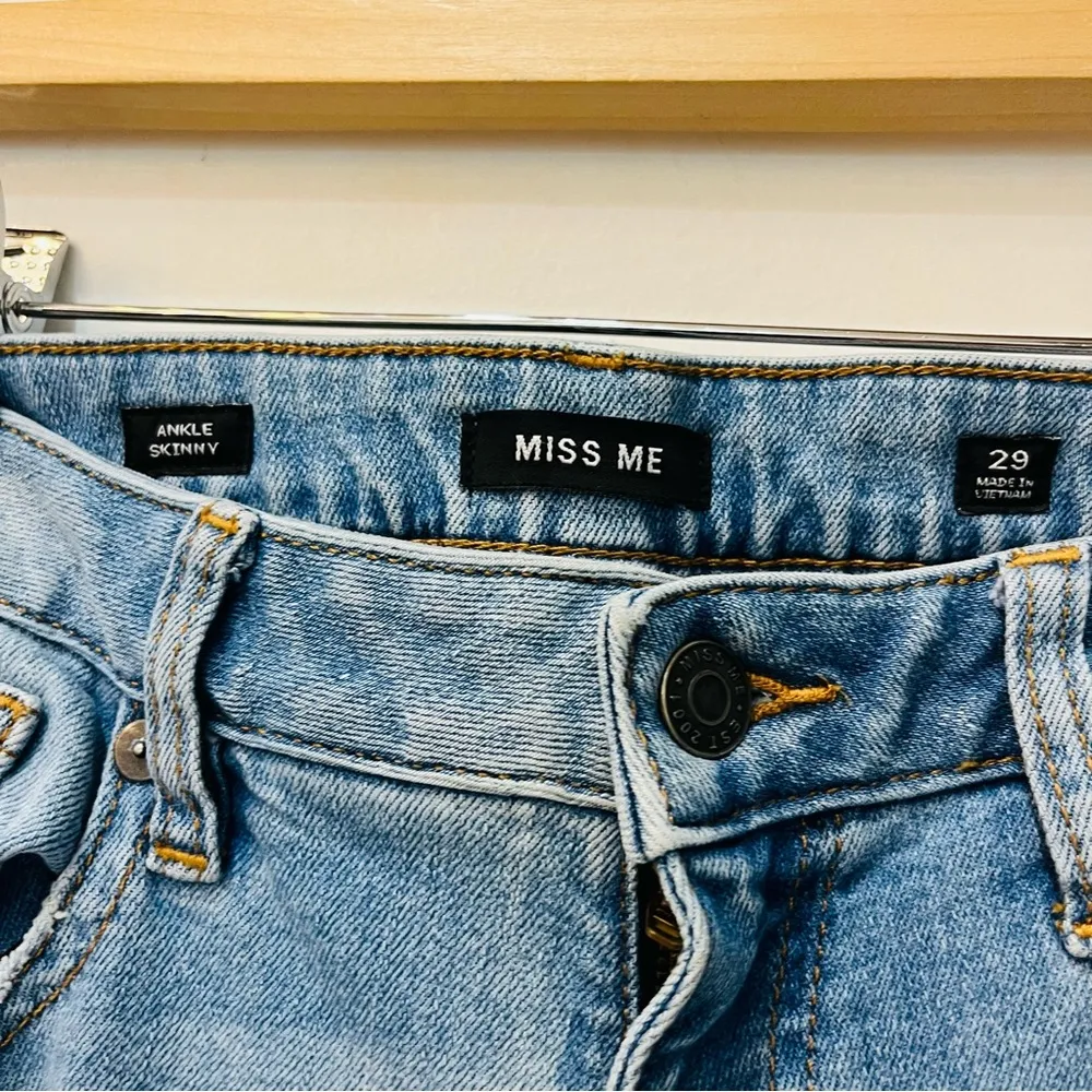 Miss Me High Rise Distressed Star Printed Mom Jeans Rise ankle skinny 29 - Image 9