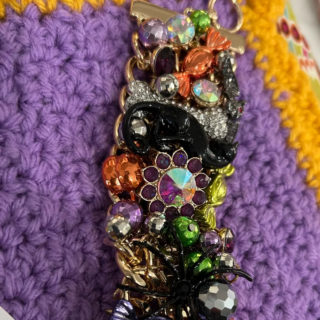 NWT Betsey Johnson Halloween Charm Toggle Bracelet - Image 6