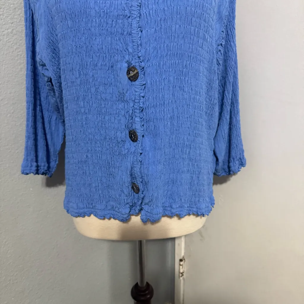 Norm Thompson Women Blue Smoked Fabric‎ Button - Image 4