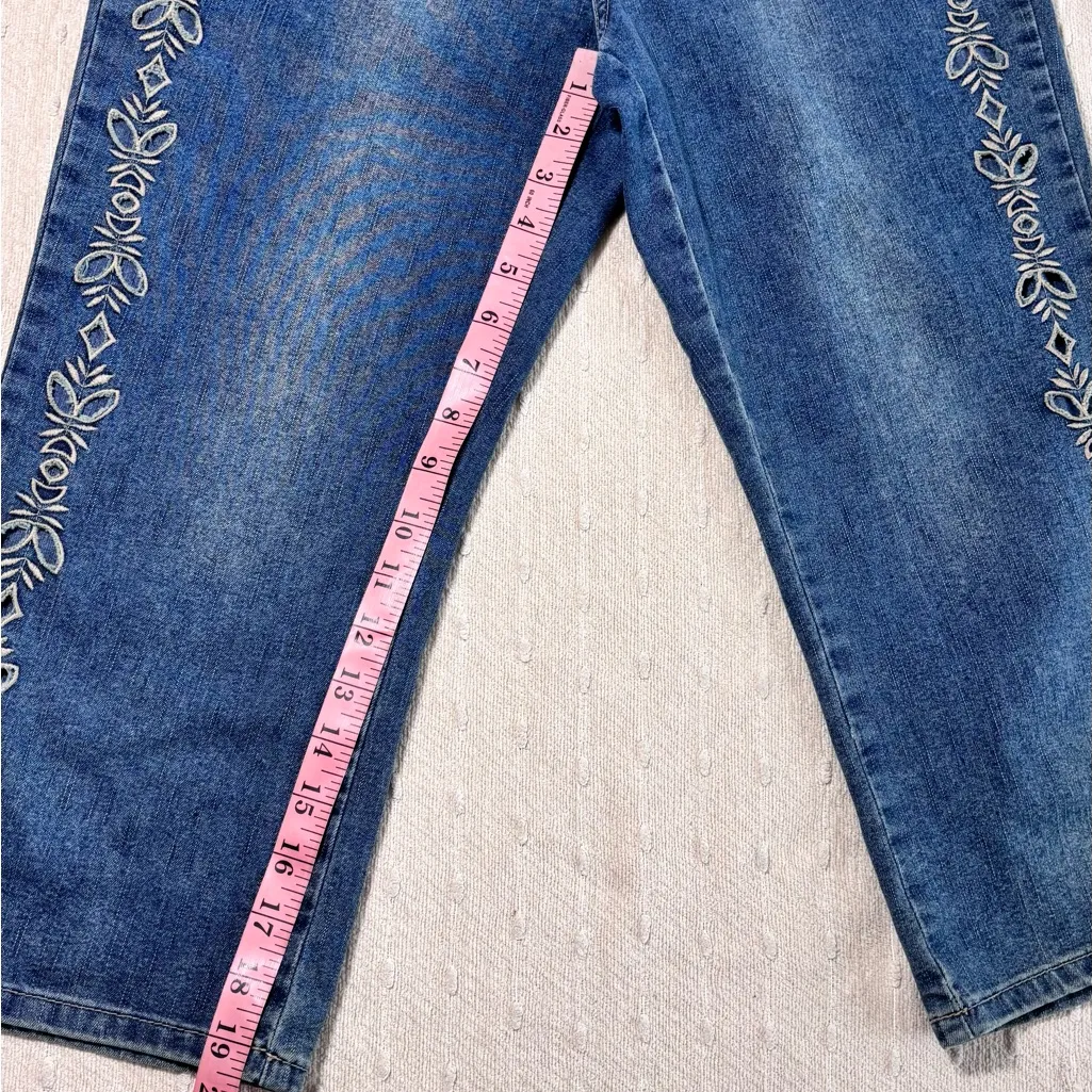 Younique‎ Original Y2K Capri Jeans Cotton Blend Floral Embroidered Size 3 Blue - Image 7