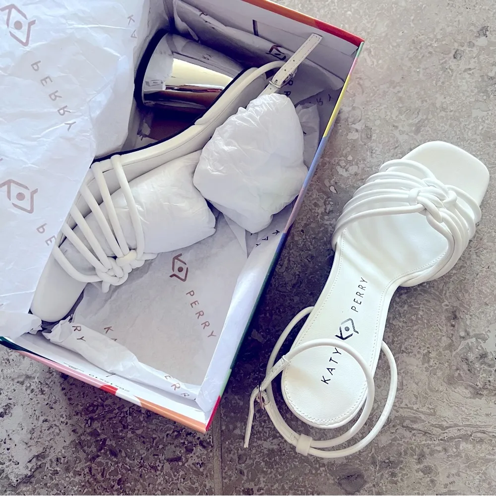 The Timmer Knotted Sandals, Optic White Size 7.5 M / 37.5 New in Box - Image 6