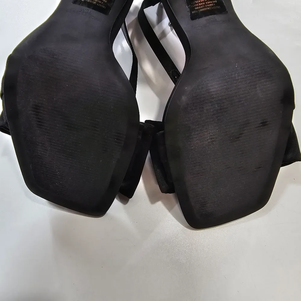 Steve Madden  Trusty Sandal in Black - Image 6