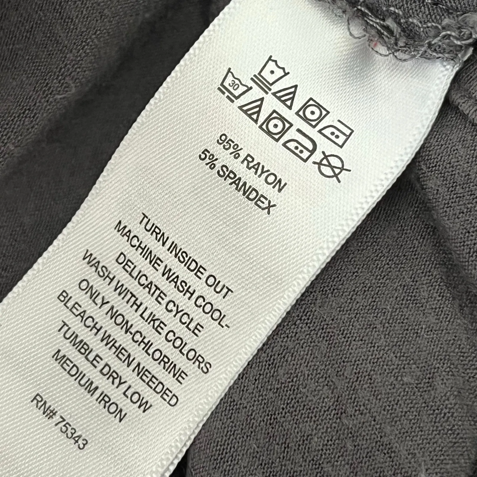 Tahari  Sleep Shorts - Size L - Image 5