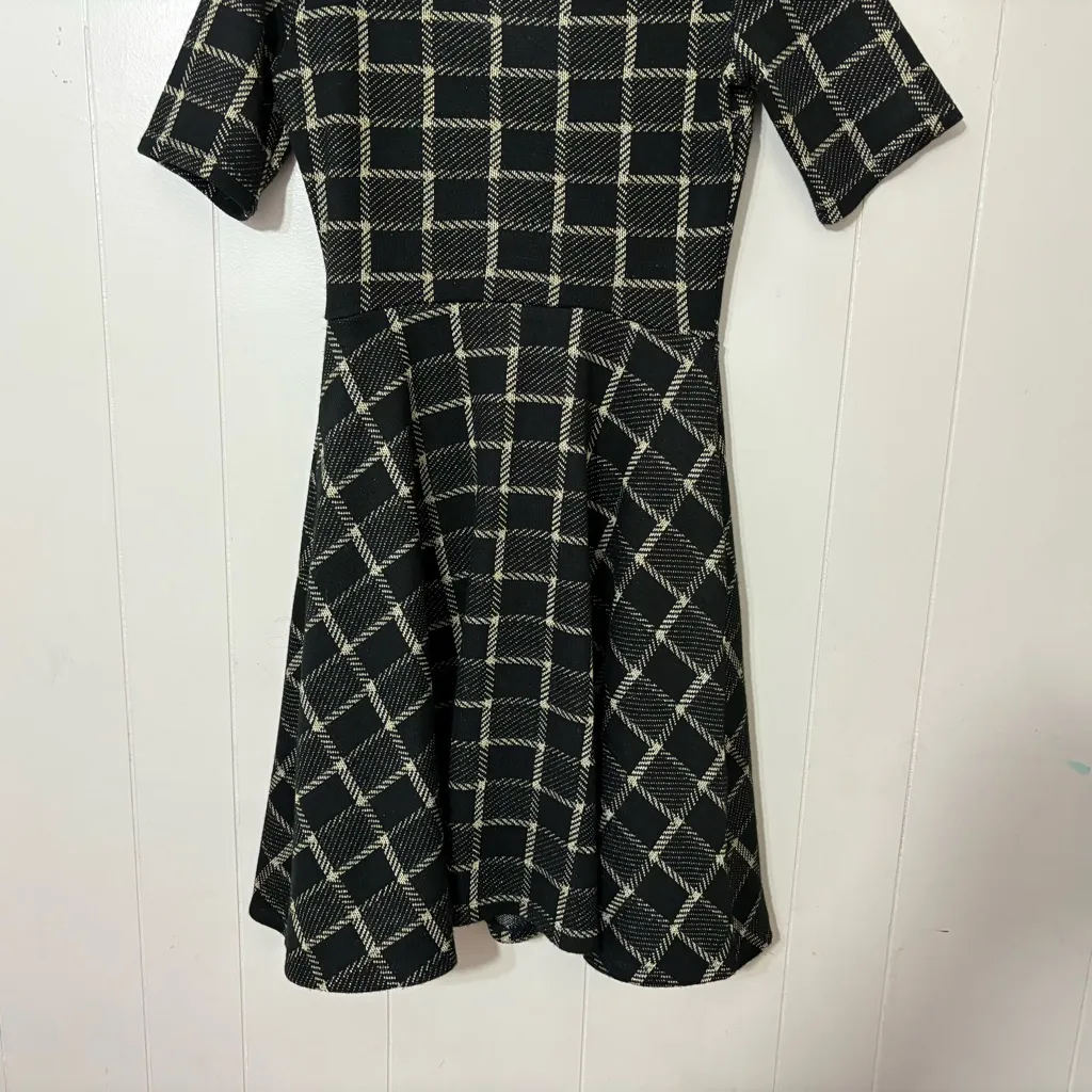ModCloth Just In Time Sweater Dress Black & Gold Plaid Size M | Geometric Knit - Image 9