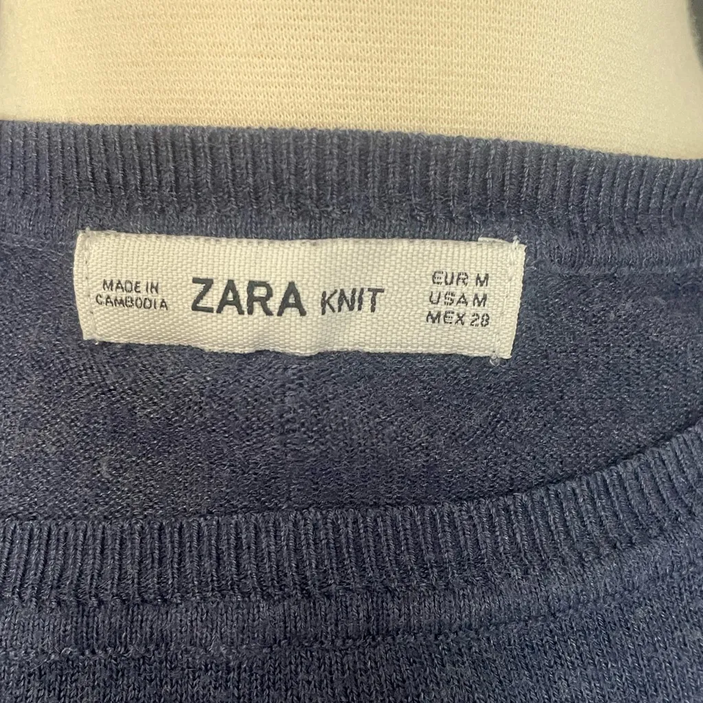 Zara Women's Deep Blue Turtleneck Sweater - Image 2