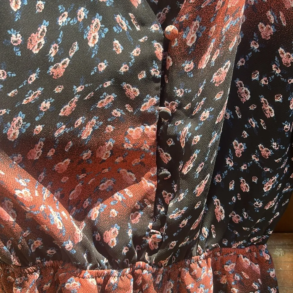 BCBGeneration  Floral Romper Size Small - Image 14