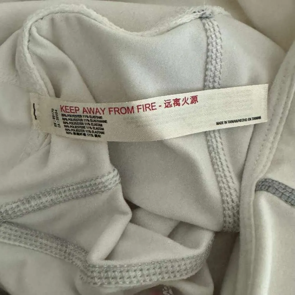 FP FREE PEOPLE MOVEMENT You're A Peach 7/8 Cropped Leggings White EUC Small - Image 10