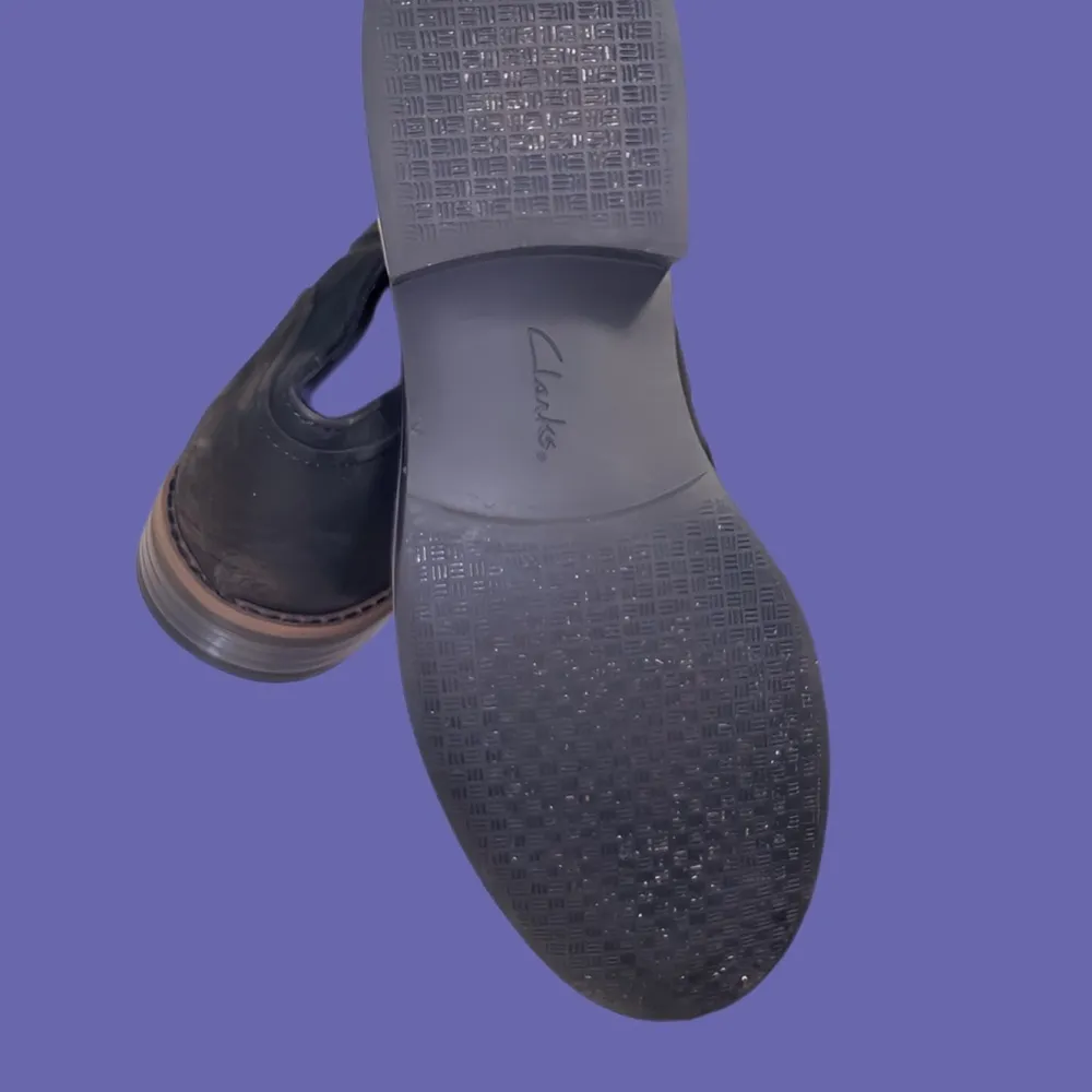 Clarks  Black Ankle Boots Sleek Minimalist Design - Image 6