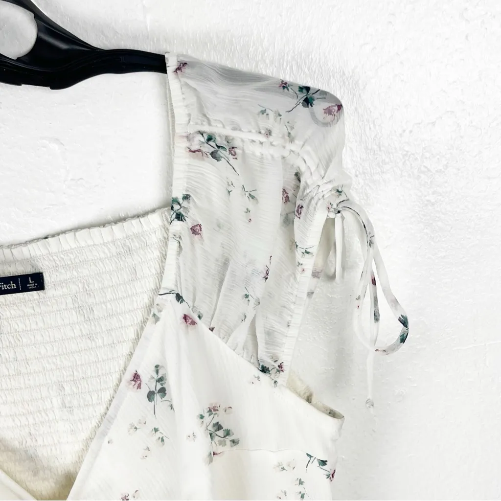 ABERCROMBIE & FITCH White Floral V-Neck Cinched Front Ruched Back Blouse Large - Image 7