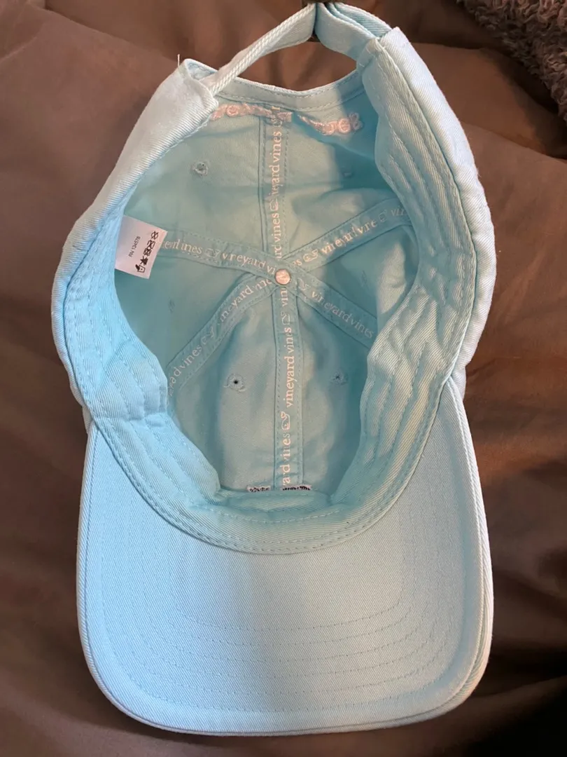 Vineyard Vines Hat (WITH STICKER) - Image 2