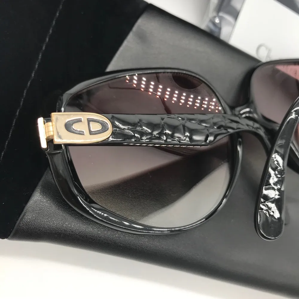 Christian Dior Authentic Vintage Oversize Sunglasses - Image 3