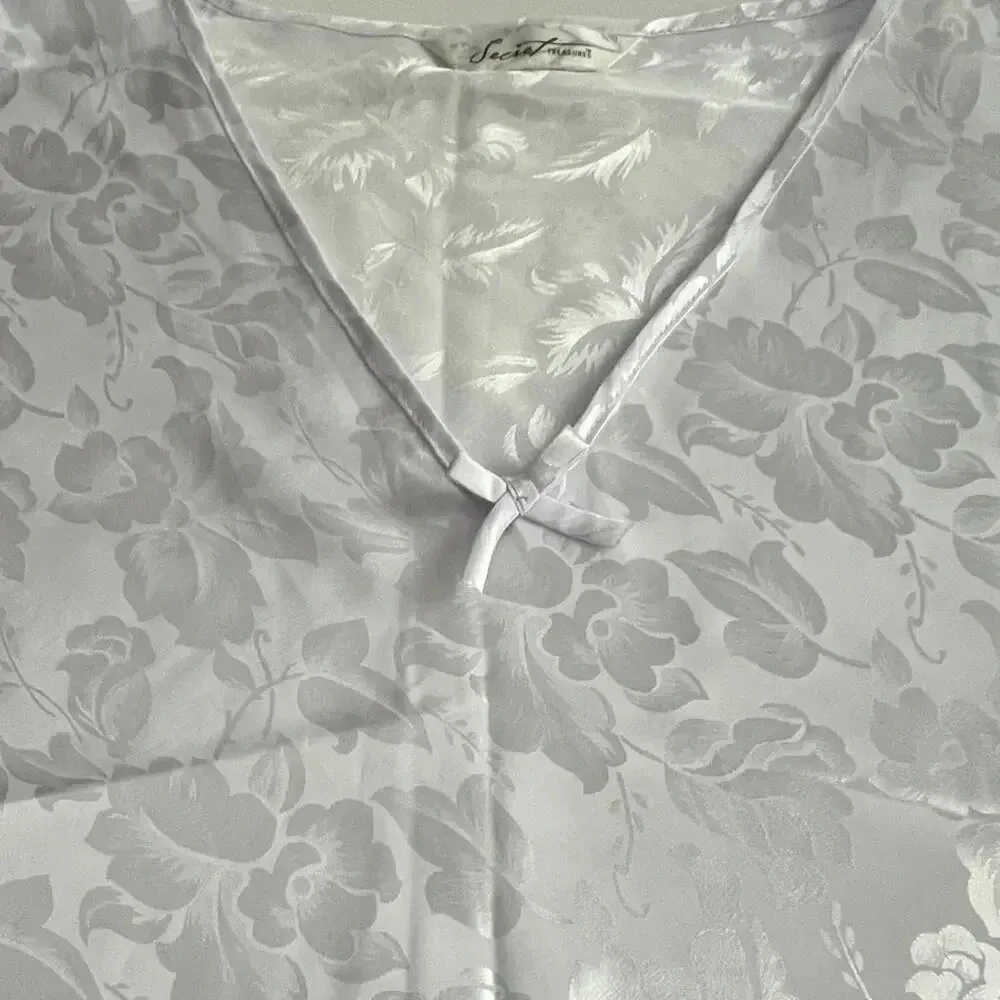 Secret Treasures‎ Women Small Nightgown Pale Lilac Floral Damask Classic Whimsy - Image 5