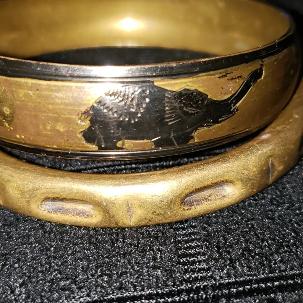 Brass bangle bracelets - Image 6