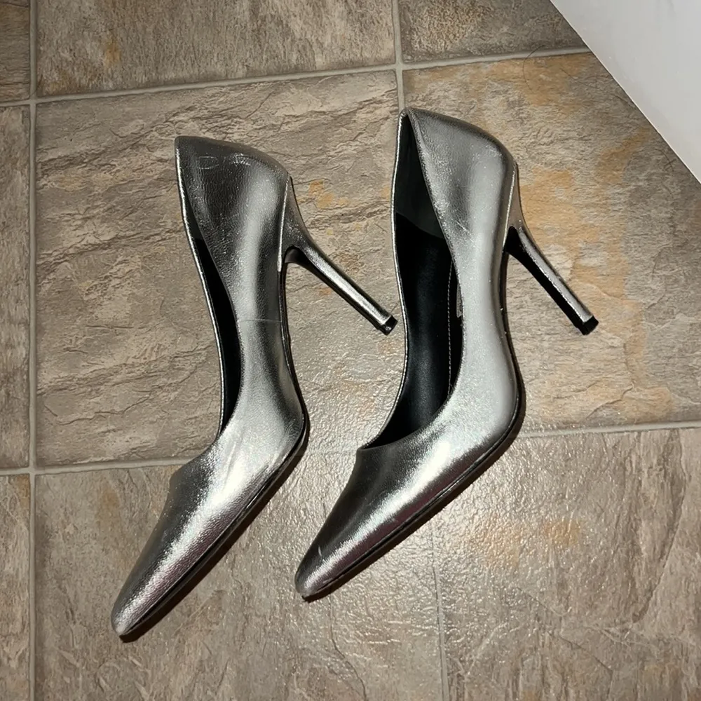 Charles By  Sublime Pump - Image 4