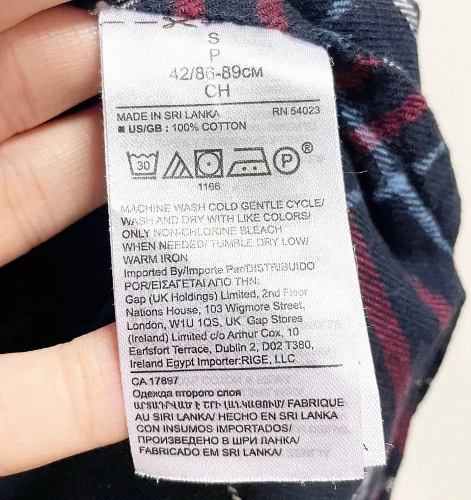 Banana Republic Flannel Blue Red Pajama Top - Image 6