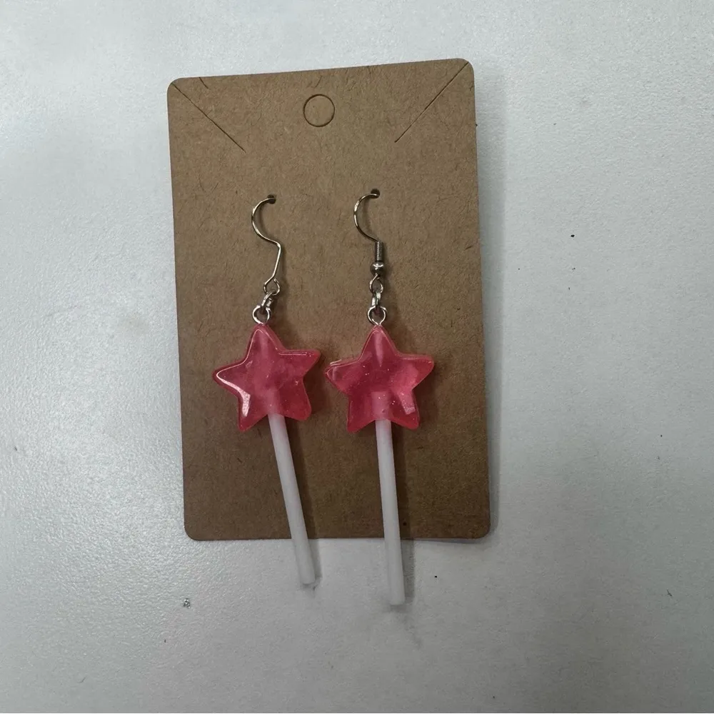 Pink star lollipop wand handmade earrings - Image 3