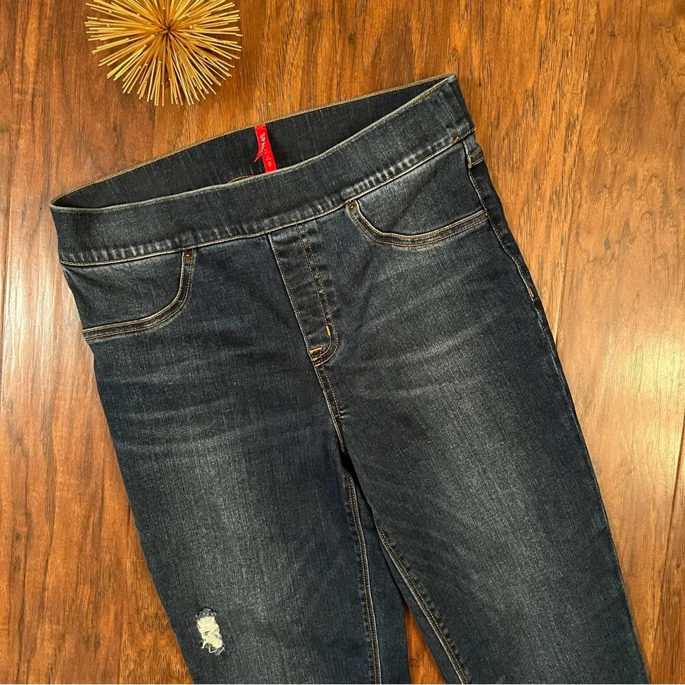 Spanx Distressed Ankle Skinny Jeans Size Medium - Image 7