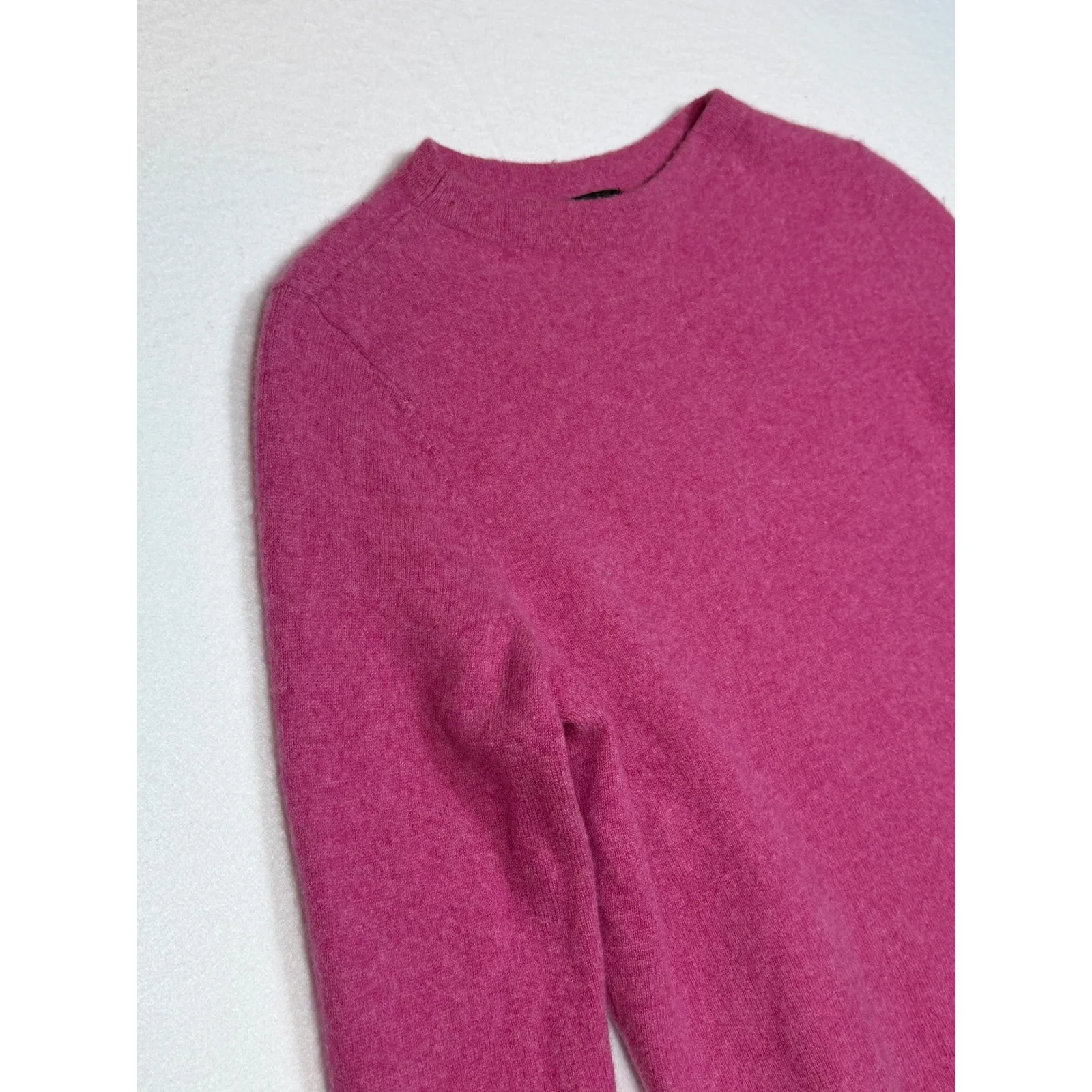 Talbots Pure Cashmere Crew Neck Sweater Magenta Pink Size L (actual SM) - Image 8