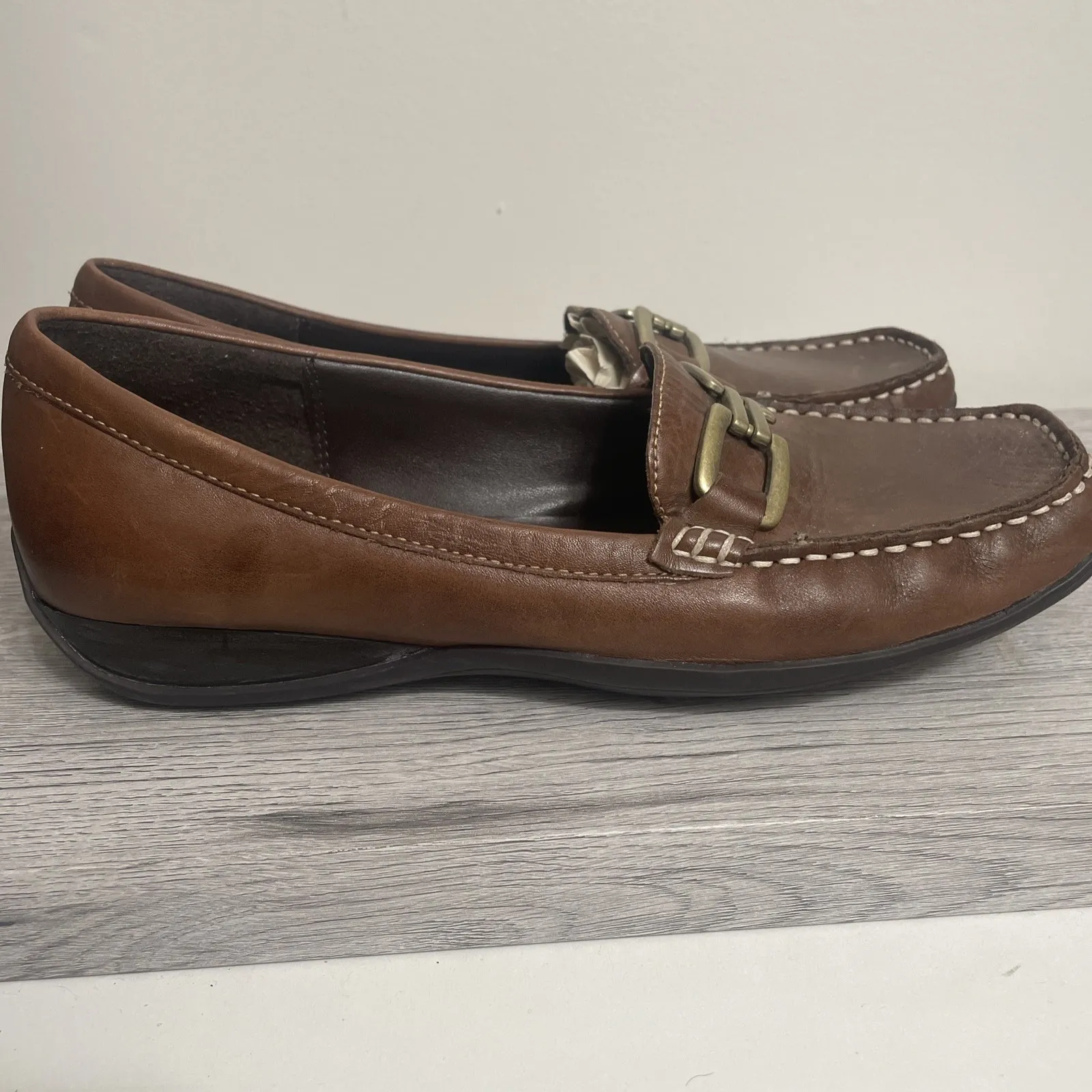 Victoria Spenser Pat‎ 9 Women's leather loafers With Brass Accent Brown - Image 2