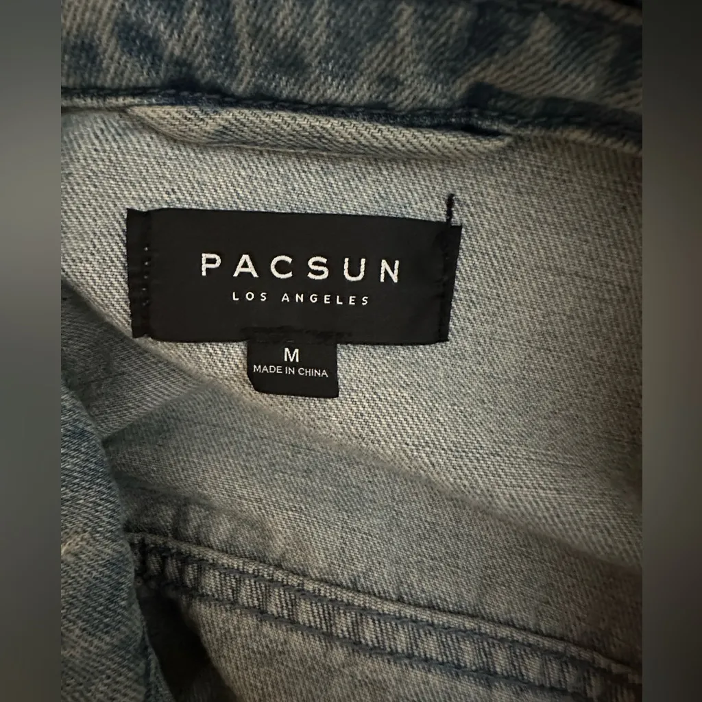 Pac Sun Embroidered Rose Distressed Denim Jacket - Image 6