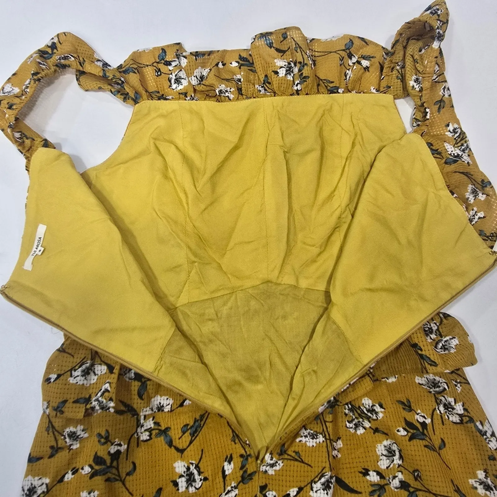 Tularosa Lily Dress in Yellow Dolly Floral Small - Image 12