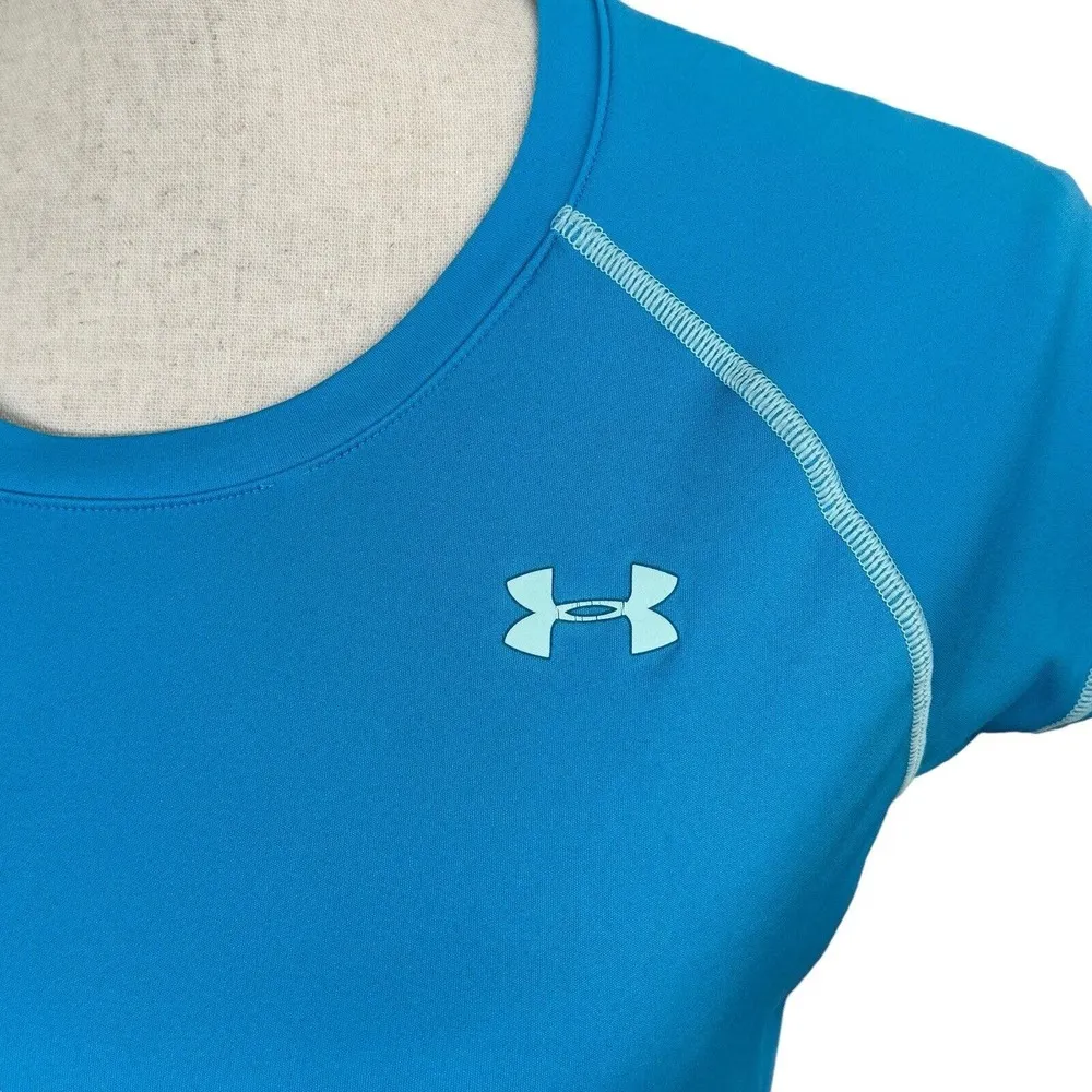 Under Armour Small Semi-Fitted Top Heat Gear Round Neck Stretch Quick Dry Womens - Image 2
