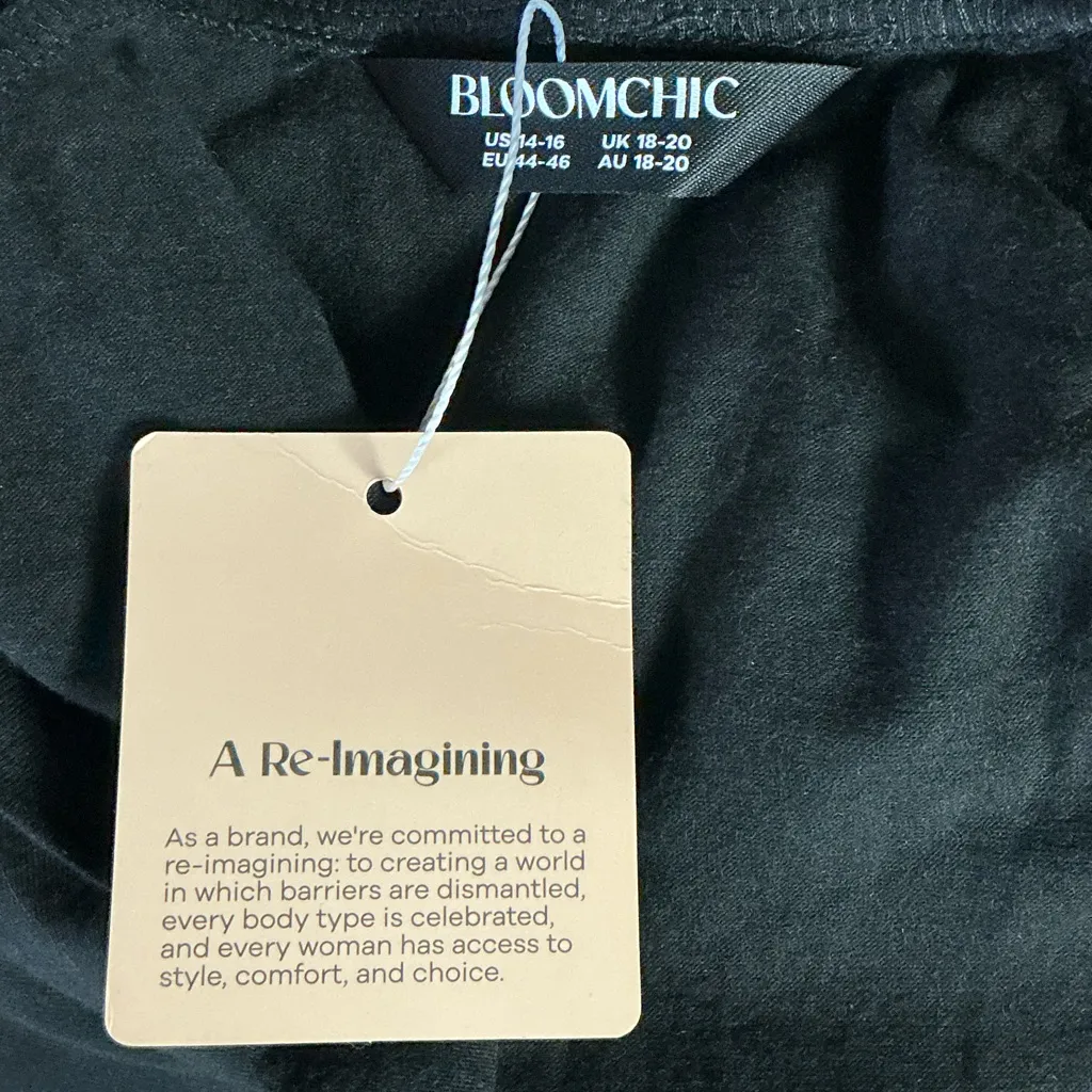 BloomChic Dark Green Cut - Image 6