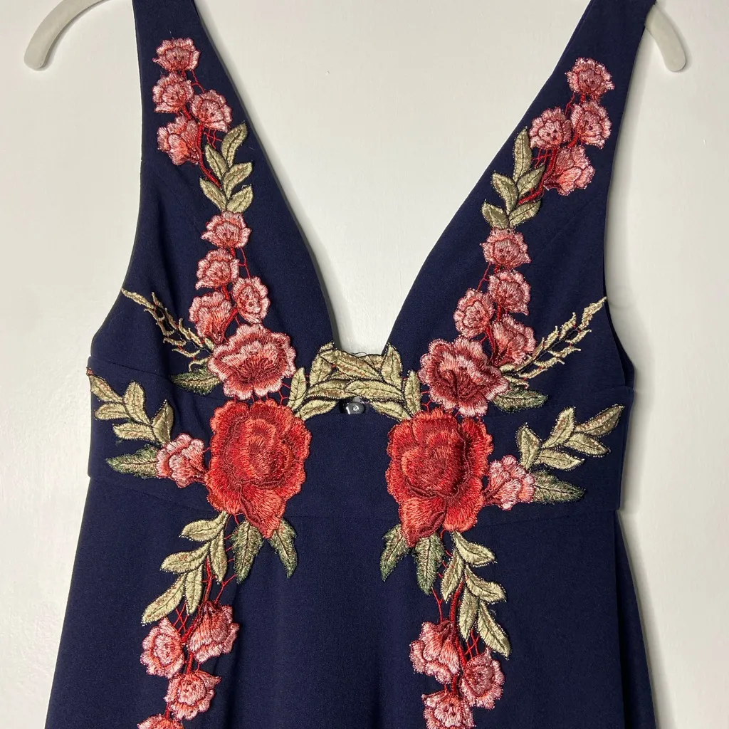 ETIQUETTE NWOT Midnight Blue Embroidered MINI Small - Image 2