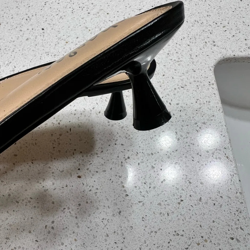 Charles by Charles‎ David Kitten Heels - Image 6